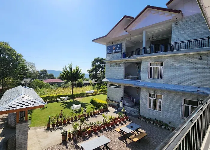 Destination Bir Hostel